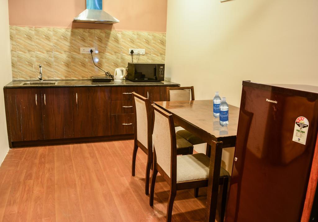 Serene Boutique Hotel Bangalore Exterior photo