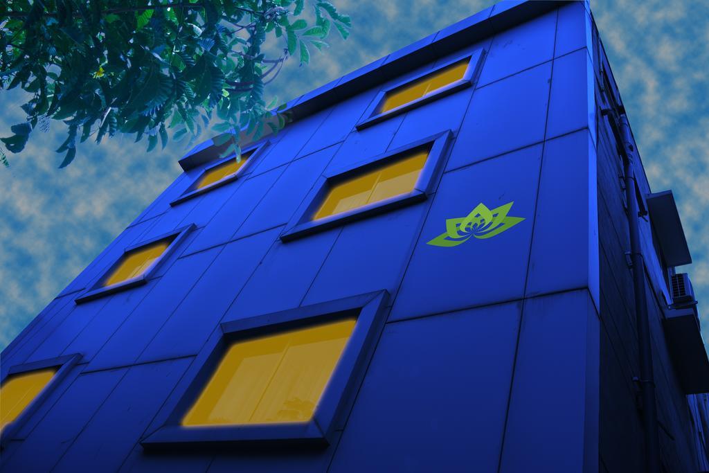 Serene Boutique Hotel Bangalore Exterior photo