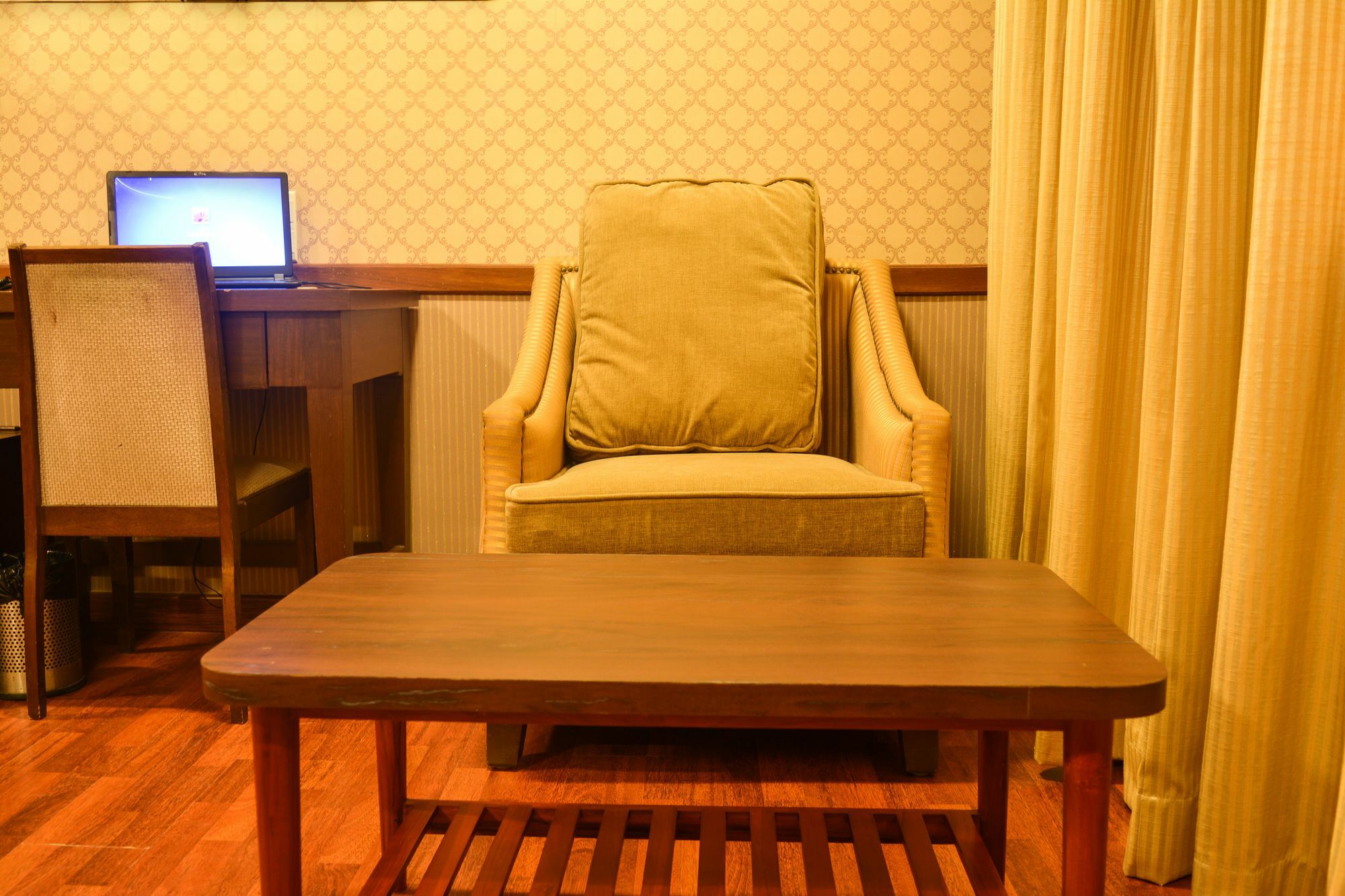 Serene Boutique Hotel Bangalore Exterior photo